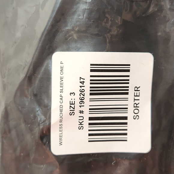 ❤️NWT VINTAGE TORRID WIRELESS RUCHED SWIMSUIT - CAP SLEEVES - TUMMY CONTROL PLUS - Picture 7 of 16